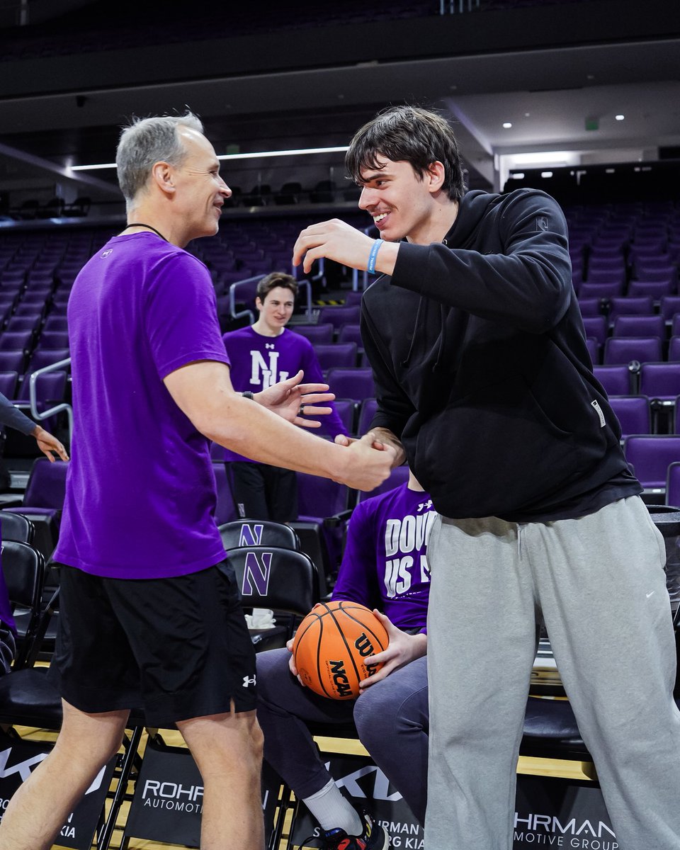 Northwestern Basketball tweet media