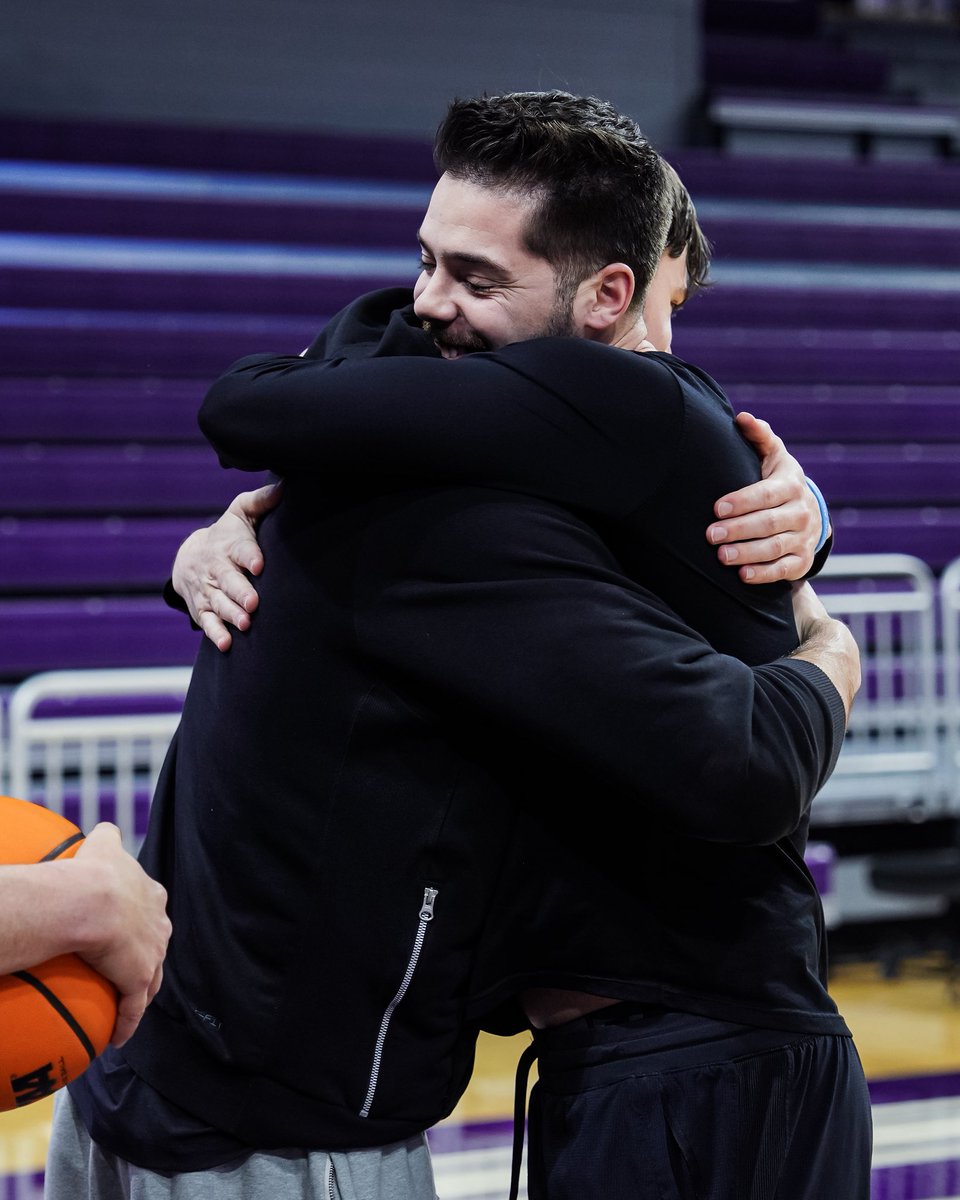 Northwestern Basketball tweet media