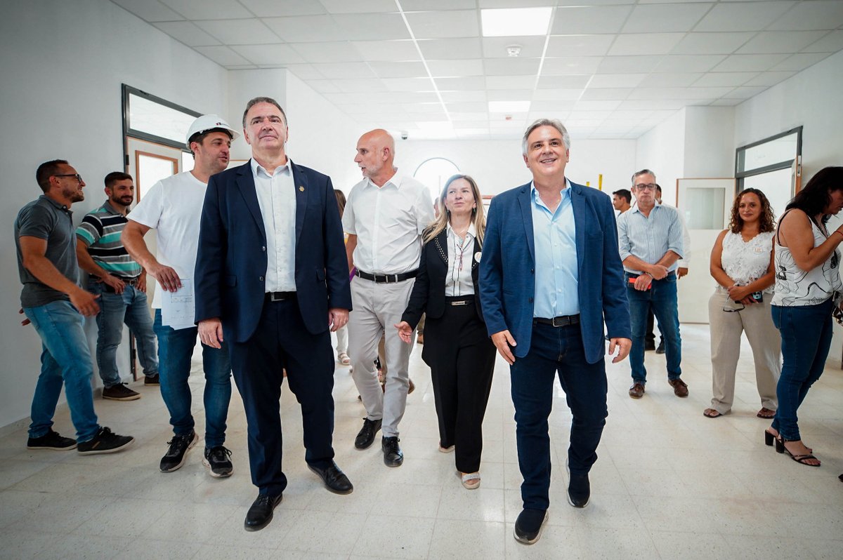 gobdecordoba's tweet image. 🏫 Esta futura sede se suma a las otras 15 que estamos construyendo en toda la provincia, para que cada vez más jóvenes puedan acceder a la #universidad pública, gratuita y cerca de su casa.

💯 Con esta #obra, no solo ampliamos la oferta académica, también impulsamos el