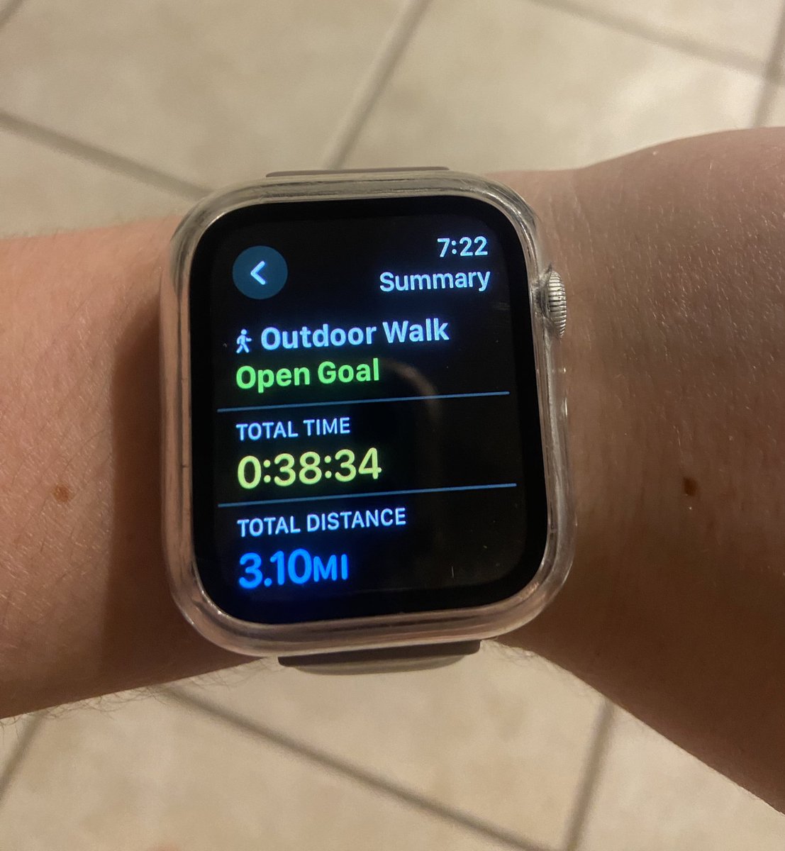 EmilyC2026's tweet photo. Big Day- 6 weeks since shoulder surgery! Labrum is healing great and finally out of the sling! Missing the field so I went on a nice 3 mile beach walk after dinner. Cant wait to be back! @UnityPryor @EFSCSoftball https://t.co/WDWYjQl7Iu