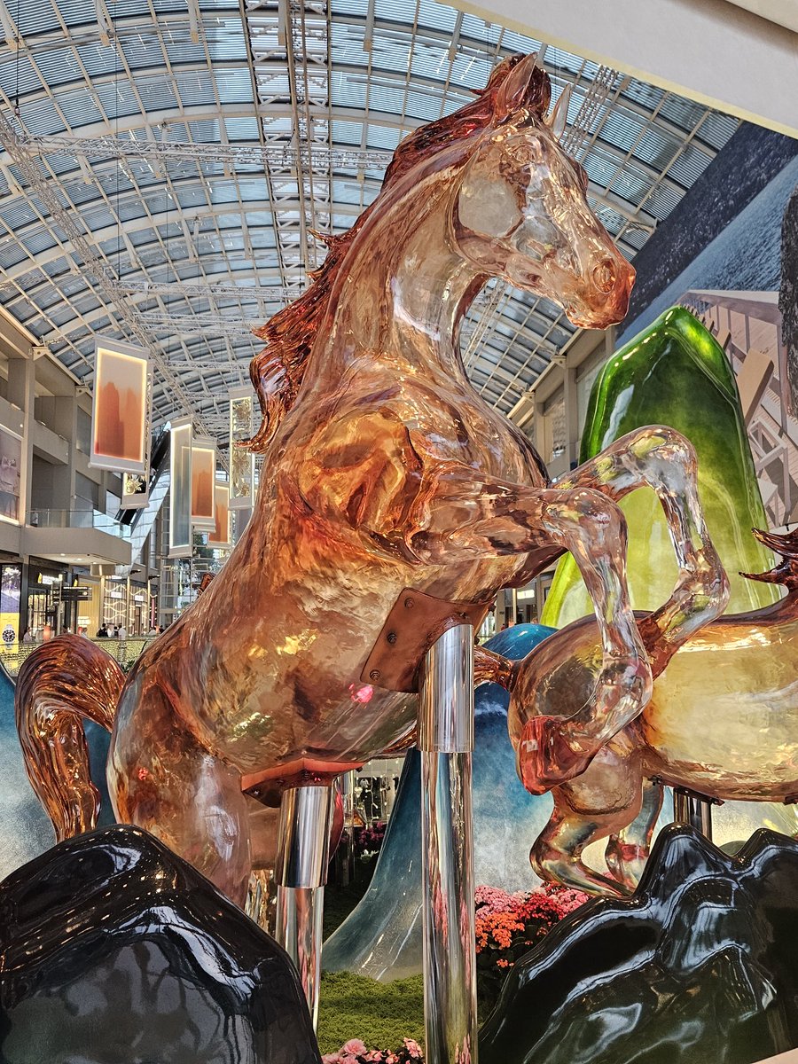 musicsoul_tesa's tweet image. Happy #ChapGohMei for the year of the 🐎 🐴 🎠 🏇 🐎 Let's gallop well in 2026 with much more blessings!! Huat ah!!!  #HappyChineseNewYear #YearoftheHorse