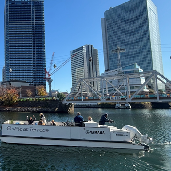 BoatshowJapan's tweet photo. ＼ジャパンインターナショナルボートショー2026／
３月１９日（木）～２２（日）はみなとみらいで　#ボートショー2026
海から陸の景色を楽しめるのはボートだからこそ。電動推進器搭載、ヤマハの「e-Float」では、みなとみらいの絶景を静かに優雅に海から楽しめます。ぷかりさん橋会場で当日受付。

https://t.co/MBAsgPgJkc

#ボートショー2026 #ボートショー #パシフィコ横浜 #横浜ベイサイドマリーナ #八景島 #ぷかりさん橋 #日本丸 #横浜イベント #横浜 #おでかけ #横浜おでかけ #ボート #ヨット #PWC #クルージング #釣り #海 #海が好き