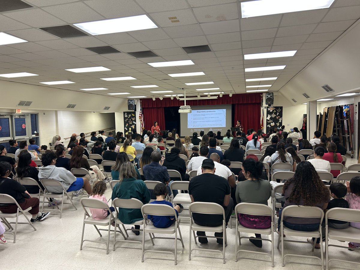 Mr. Miranda tweet media