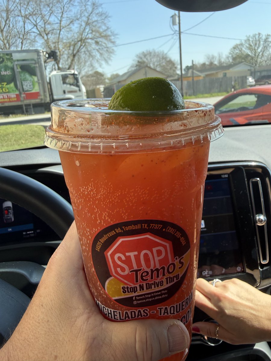 Larry Meza tweet media