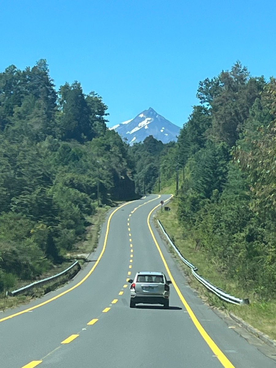 Julioalmodovar's tweet photo. Trip to the South 🇨🇱  #nowords https://t.co/SxkOSZiyPm