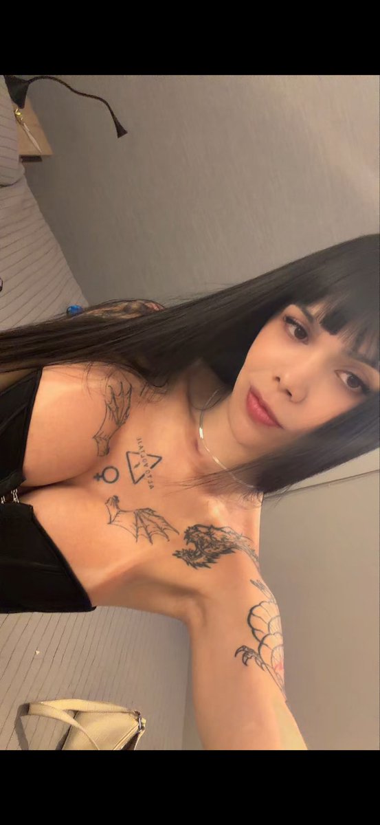 FlaquitaChilena tweet media