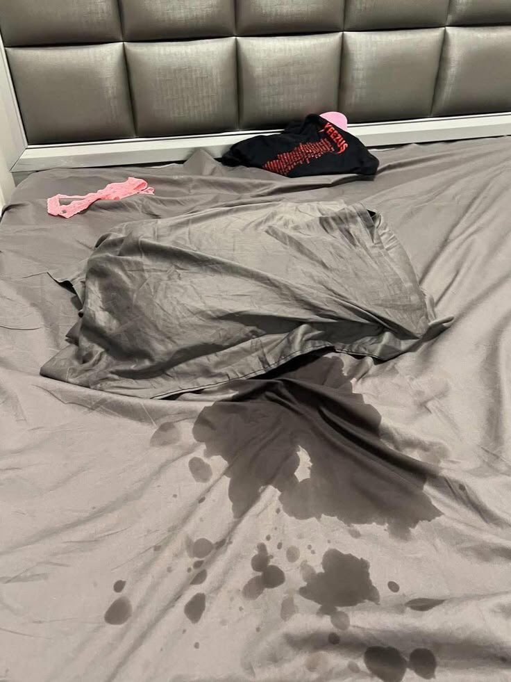 moon || AU’s 📌 tweet media