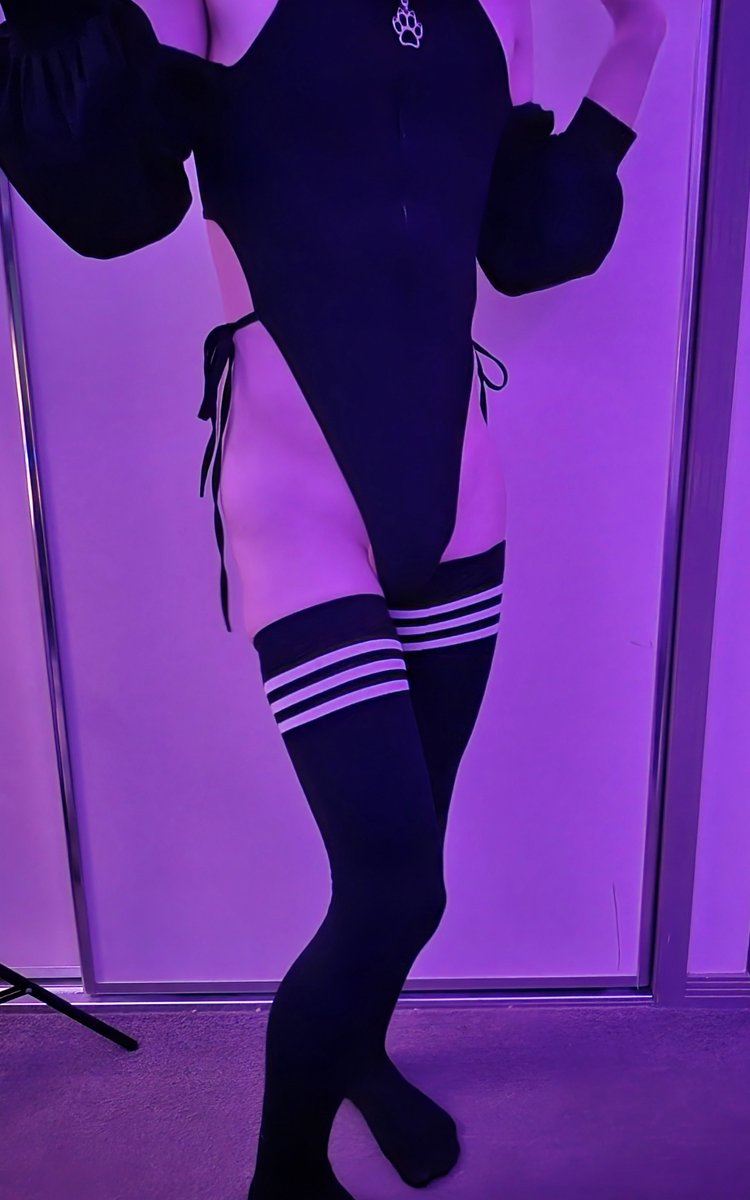 LewdKaw's tweet photo. Hiii again!!!
Thought I'd post some extra photos I took but never uploaded, enjoy~
#femboy #nsfwtwt #twink #lewd #thighs #dress #gay #booty #r18 https://t.co/sZ1TB0vaoE