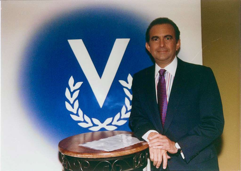 Adriana Cisneros tweet media