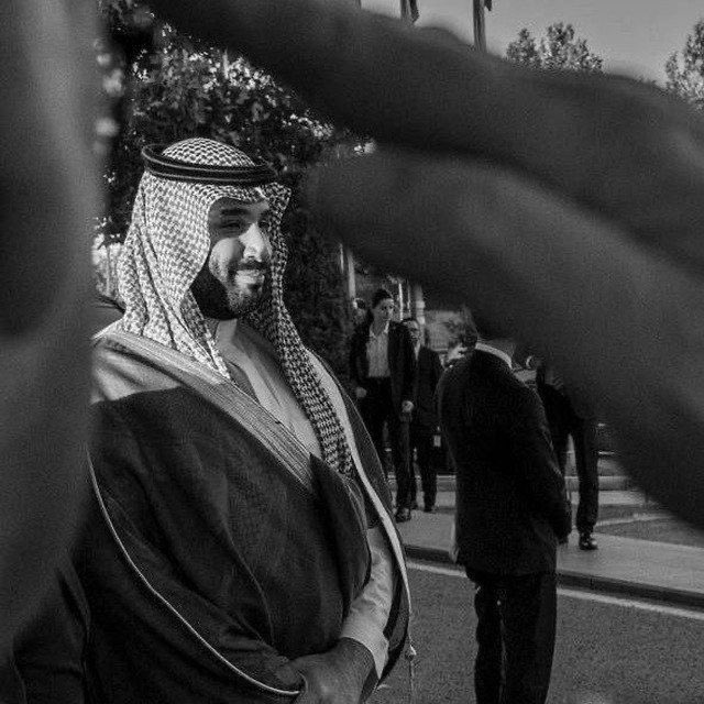 (يوم أنا من كثر ماني واثقٍ فيك أتحدى )