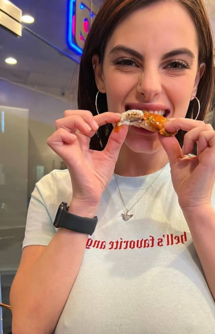 Bella Simon tweet media