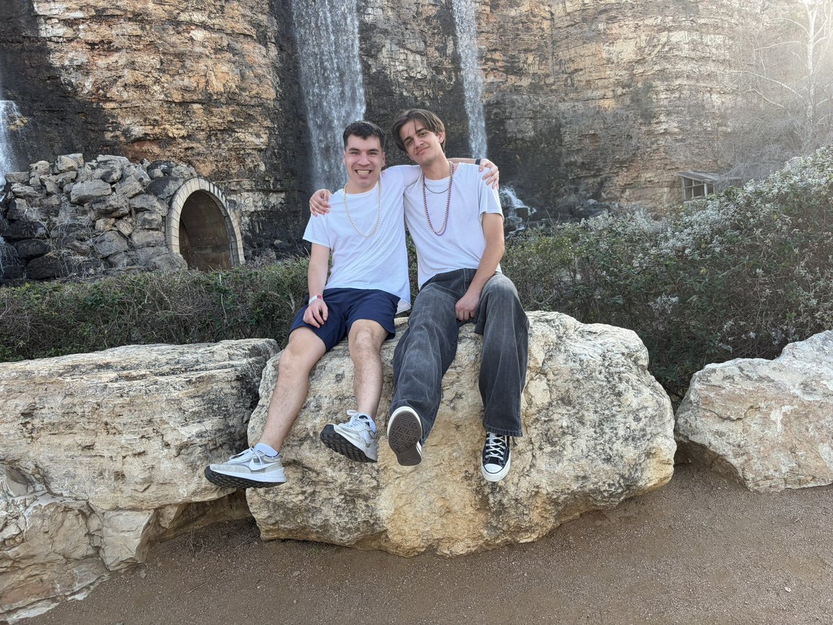 🦅💛 Nicholas Wachowicz 🤘🏻💜 tweet media