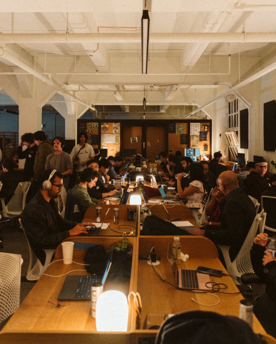 adriannalakatos's tweet photo. I’m hiring someone to join my Ecosystem team at Founders, Inc. (SF)

The job: make our 40k sqft founder campus feel alive every single day.

You’ll own:
• Day-to-day for the builders on campus (events, onboarding, program ops)
• Bringing in the best speakers + making sessions worth showing up to
• The vibe (seriously)

Part-time to start, working directly with me.

DM me a 60-sec Loom / voice memo - tell me who you are + the first event you’d run here.