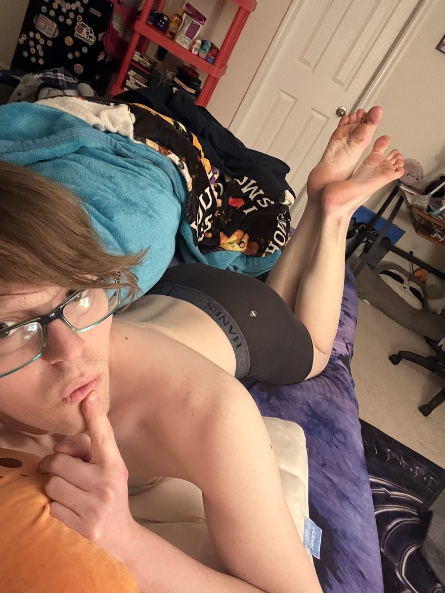 evansky33 tweet media