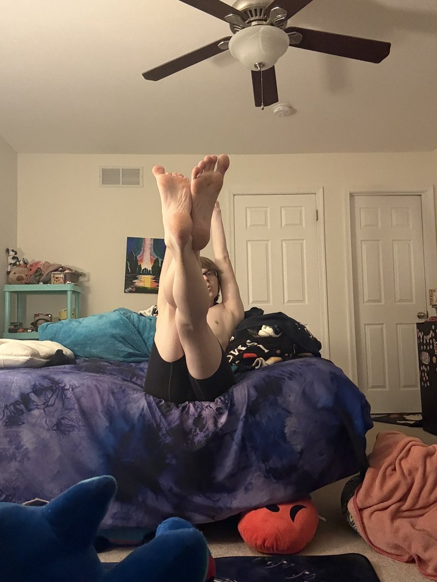 evansky33 tweet media