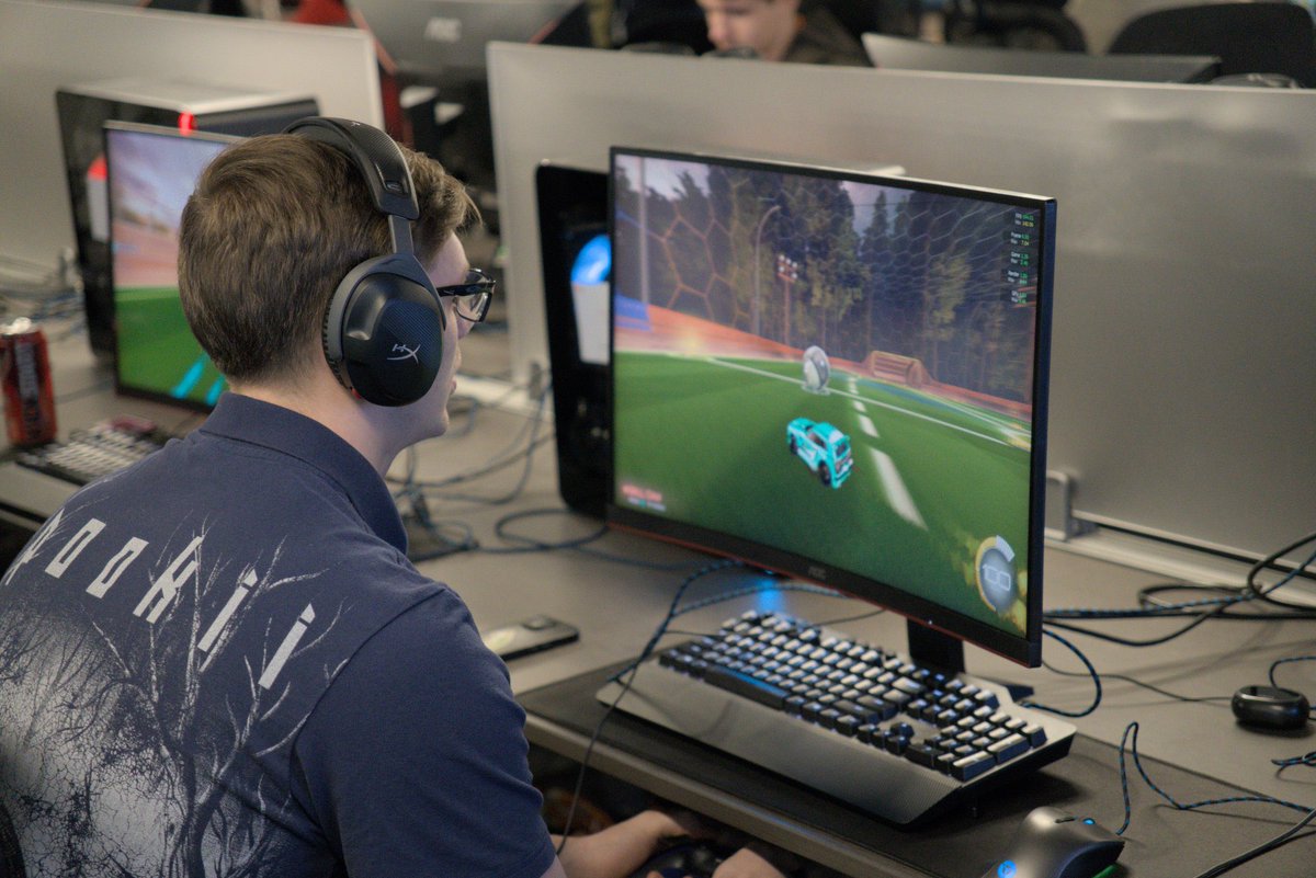 Spookii. tweet media