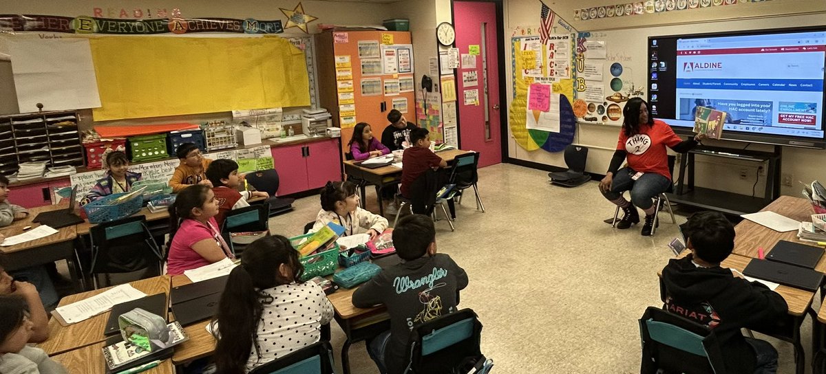 StephensES_AISD's tweet photo. Day one of SEL week- I am unapologetically Me! Mrs. Cordova third graders had the honor of being Thing 2 (@LikitiaJohnson ) reading to them! @MHSS_AISD @Arcos1968 @ImTorres86 @maty_orozco https://t.co/xvVPRHOSGP