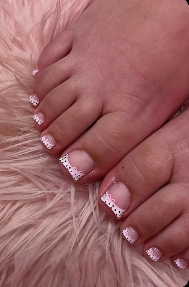 LeakahVal's tweet photo. Just a taste???
#feetfetısh #nsfw #prettytoes https://t.co/Oa6l8ZP9TL