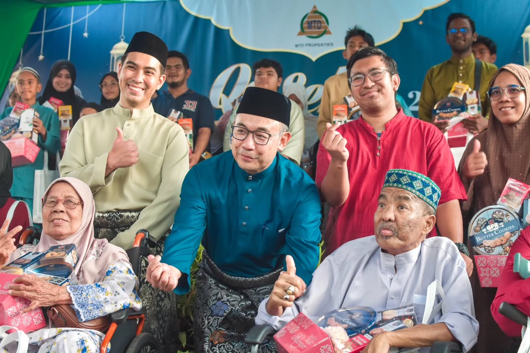mtdgroup_msia's tweet photo. Q’aseh Ramadan 2026 was successfully carried out as part of MTD Properties' CSR commitment to community development &amp; social inclusivity recently. 

The programme was further strengthened by the presence &amp; support of Datuk Ridhwan Mohd Ali &amp; YB Kerk Chee Yee.

#QasehRamadan https://t.co/qYnKjkacIP