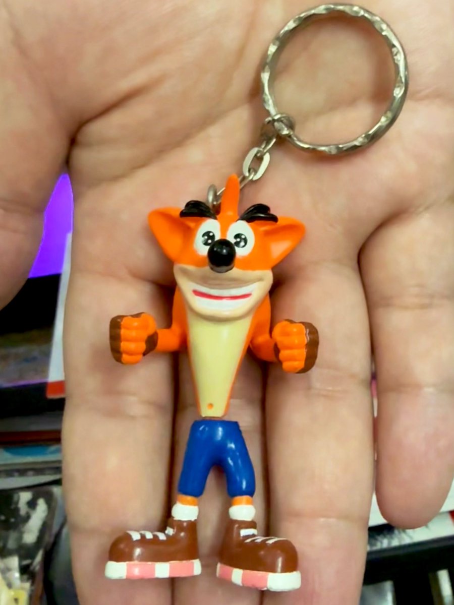 最高の90'sクラッシュバンディクーキーホルダー旅立ってゆきました