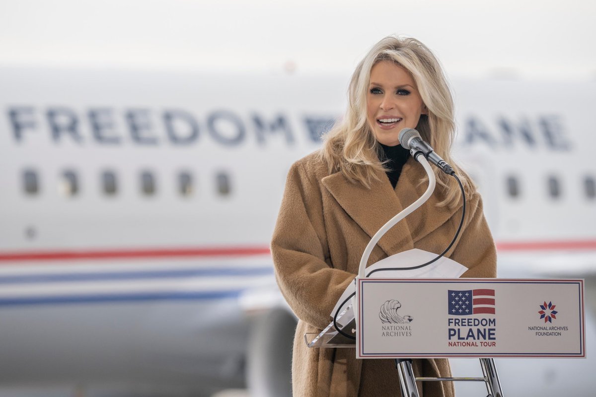 MonicaCrowley's tweet photo. Such fun to help launch the FREEDOM PLANE, part of our BIG celebration of America’s 250th Birthday!
YOU will be able to see some of our most incredible Founding Documents UP CLOSE! https://t.co/Kye7hEmBLl for ALL stops & details. Bring your family & friends - it’s so cool 🇺🇸 https://t.co/XH9Gv93VdM