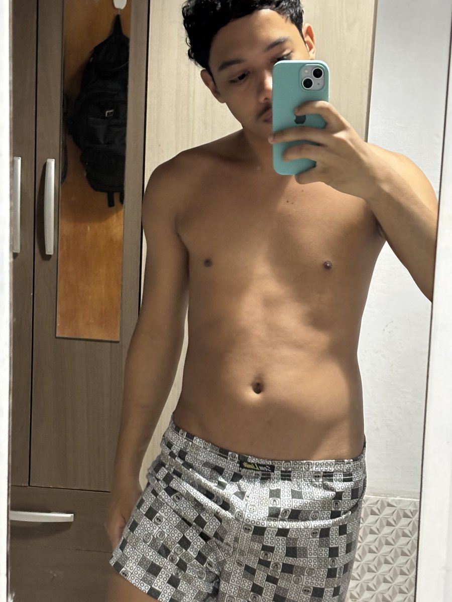 euru4n's tweet photo. todo dia com esse tesao, slk 😩 https://t.co/qN0nhNQ9dX