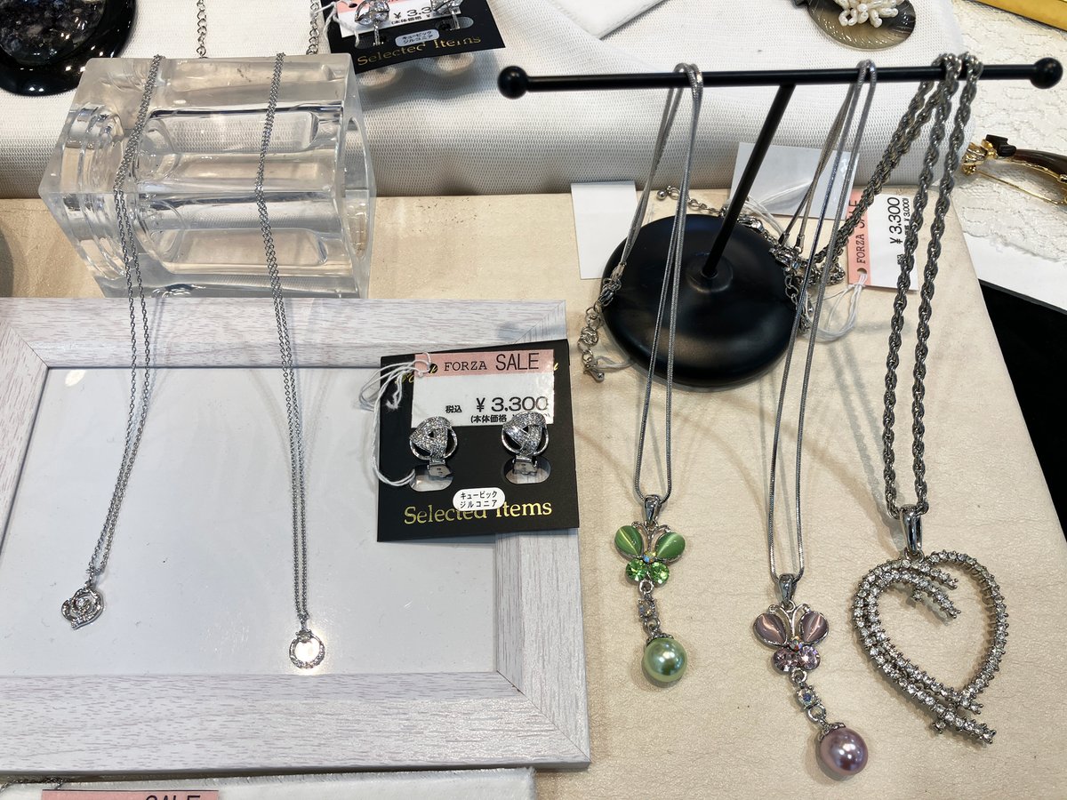 1F 催事スペース、今週のコンテンツはこちら👇 【アクセサリー販売