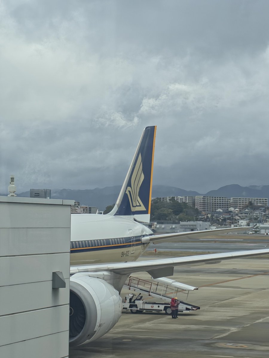 kanazawar2001's tweet photo. 早くも今年2回目のマレーシア🇲🇾
一つの節目となりそうです。
繋がりを大事にしながら、ビジネスも模索していきます。

今回は代表の岩永( @iwanagay18 ) も一緒です！
現地でお会いする方々、どうぞよろしくお願いいたします！ https://t.co/SryxBq4Gz0
