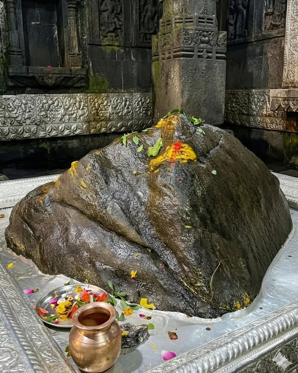 bhumidixit__'s tweet photo. जय श्री केदारनाथ बाबा 🙌 https://t.co/LvwO0hR10M
