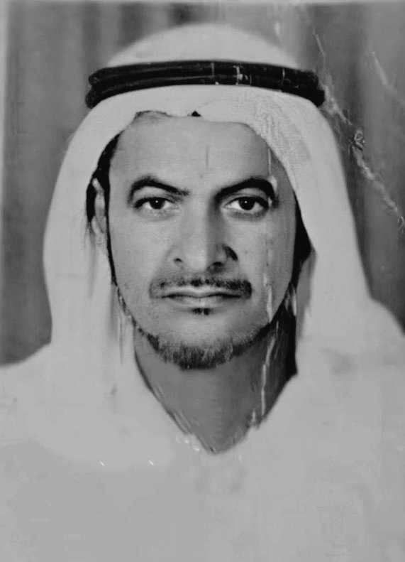 QY10NX's tweet photo. السفير خليفه بن علي الجَهوري الموسطي اليافعي سفير السلطنه المهرية للبر وسقطرى في المملكة العربيه السعوديه وكان مقره الدمام حتى سقوط السلطنة عام 1967م .
#المهره #بني_يافع https://t.co/rKFOVHdRgH