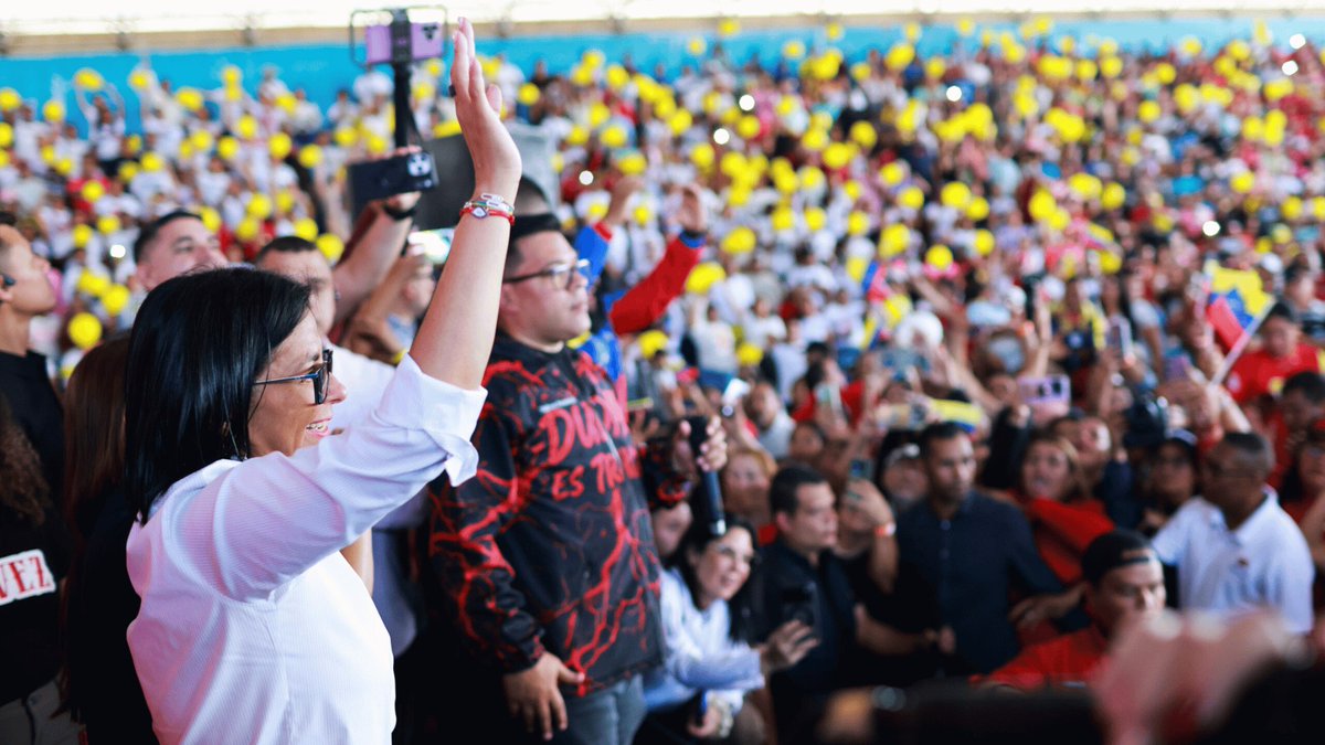 MathiasMol45038's tweet photo. Presidenta encargada Delcy Rodríguez aboga por el diálogo diplomático y el fin de las sanciones contra Venezuela

#LaCasaDeLosFamososCol3 https://t.co/1wXzP2JFjg