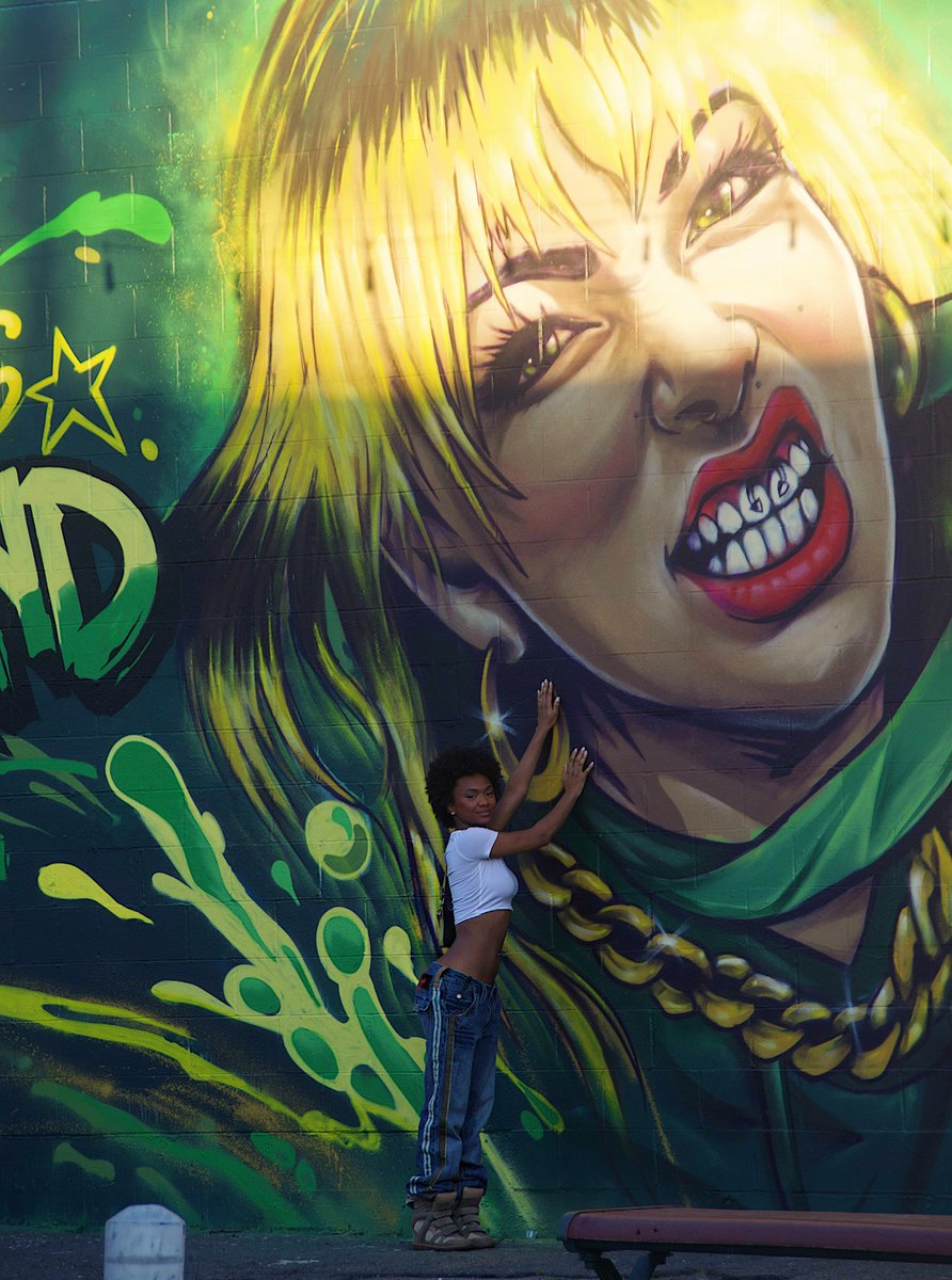 FromAerin's tweet photo. Alyssa Liu mural in Oakland https://t.co/nFv6PDxkXz