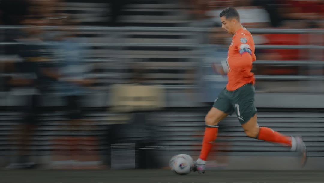 CR7HQ_'s tweet photo. Cristiano Ronaldo 🐐🇵🇹
#HUNPOR https://t.co/Bjkv0G7i7P
