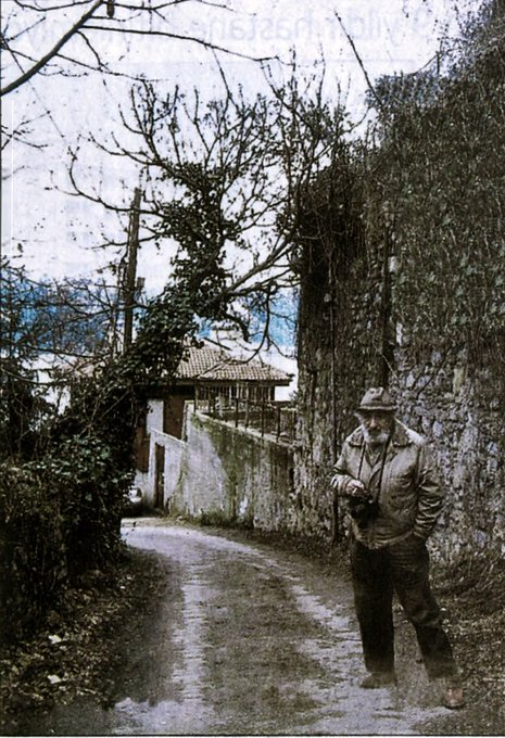 Ara Güler ustanın da fotoğrafını çeken olmuş. Rumelihisarı 1998