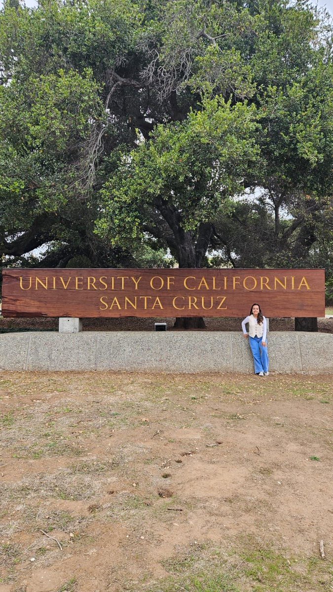 juascarvalho's tweet photo. Atualizando essa rede pra compartilhar que no final do ano passado concluí meu período como Visiting Scholar na UCSC, sob supervisão da Profa. Sara Niedzwiecki. Foram meses de trocas e aprendizados que fortaleceram não apenas minha tese, mas minha agenda de pesquisa como um todo! https://t.co/u0vCNAV01X