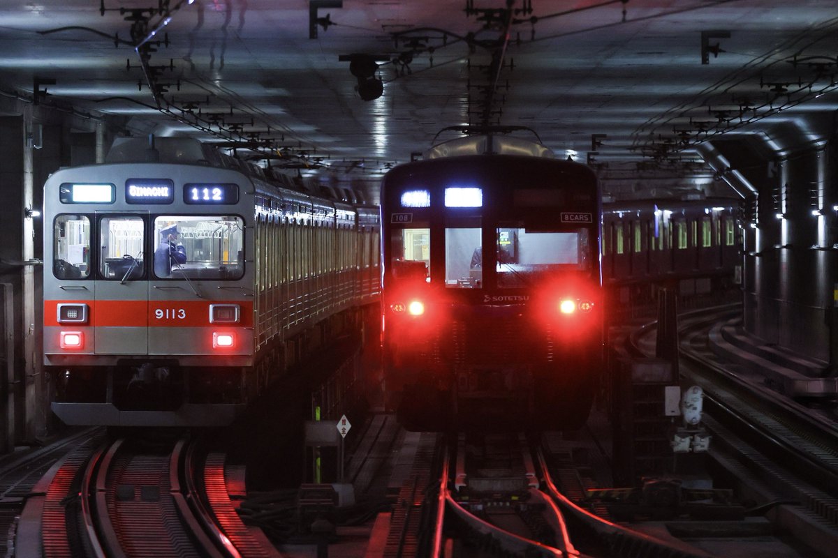 GotandauserA5's tweet photo. 3/3
243運行 21108編成
昨日のダイヤ乱れの影響で早朝の大岡山5番で折り返す運用に相鉄車が充当 https://t.co/WEO5rIDVvi