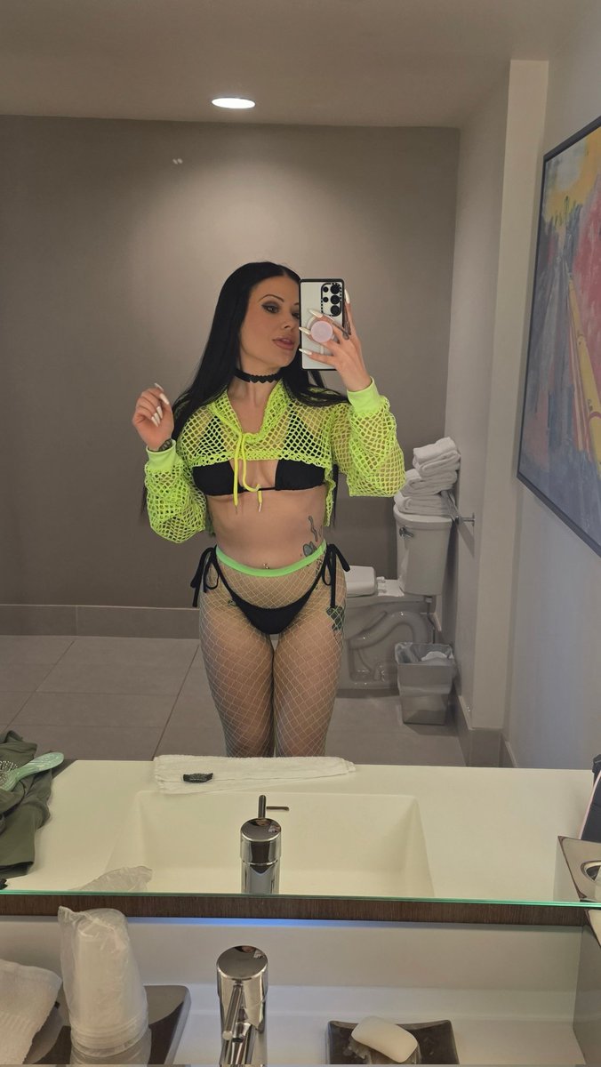 victoria malfoy tweet media