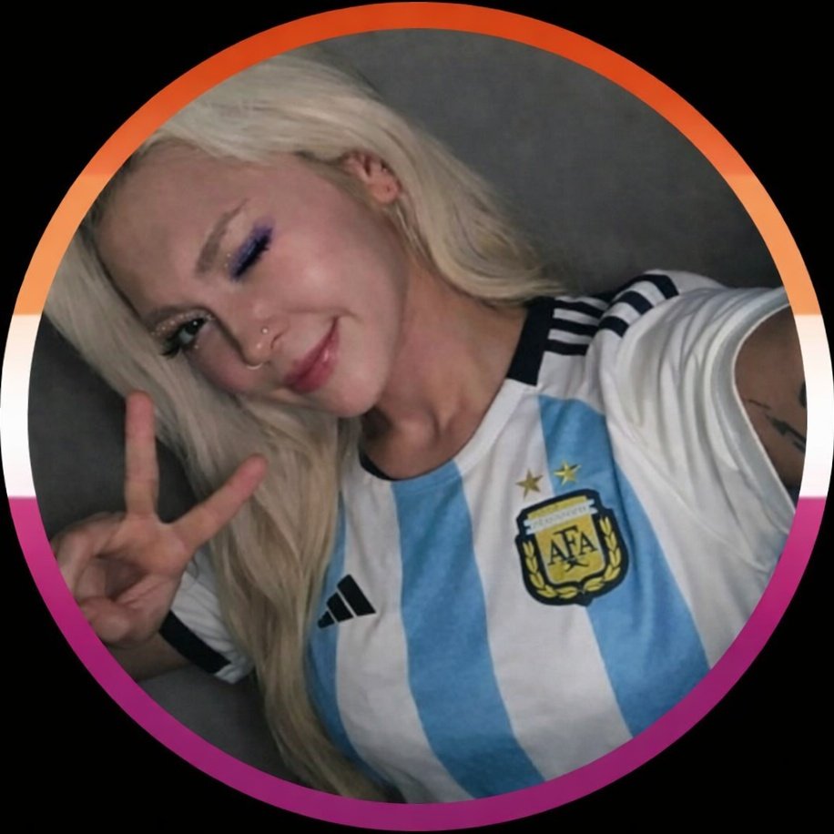 Ariel ♡ is streaming Tongue Tied! tweet media