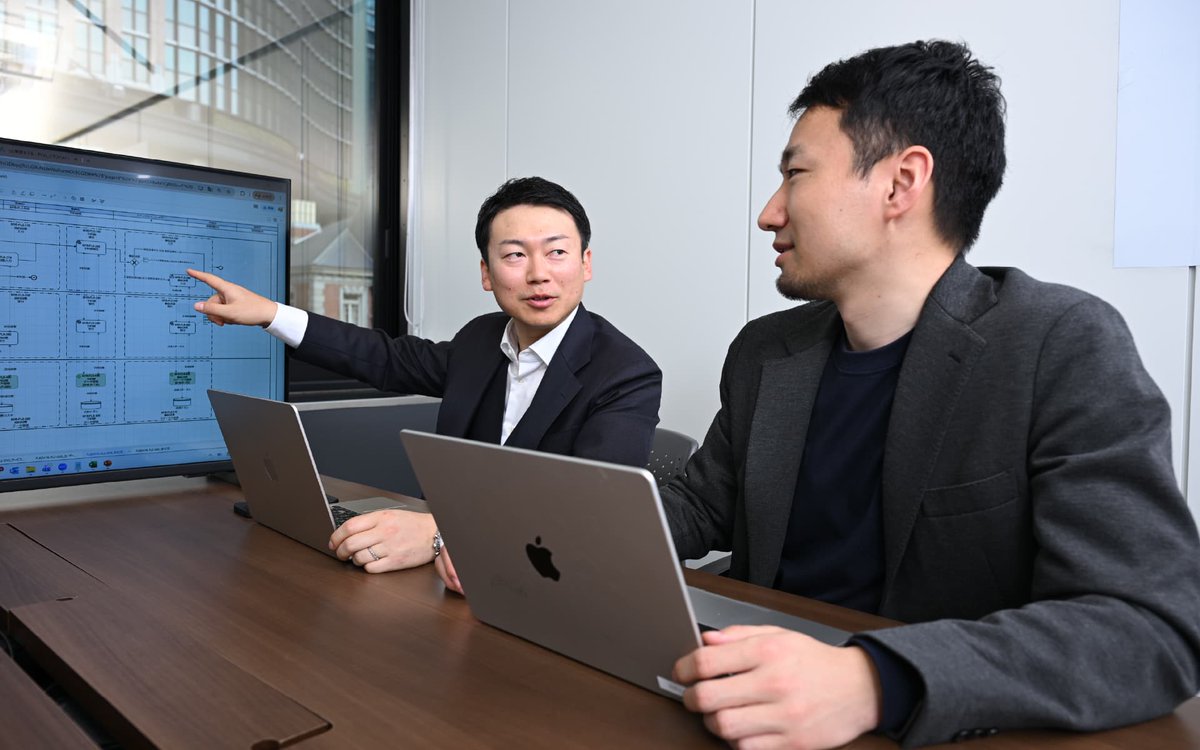 COMmmmONS tweet media