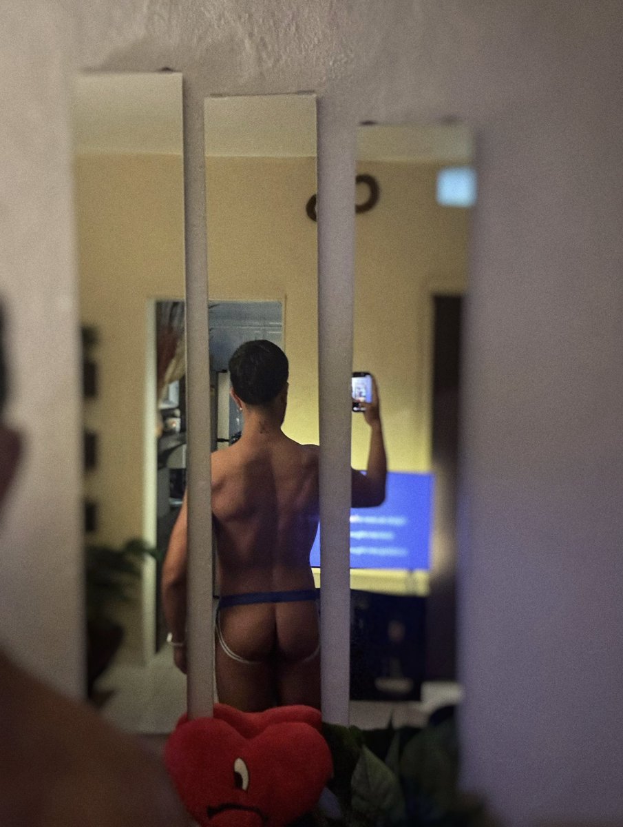DaanPixel's tweet photo. 🍑💦. https://t.co/oxYoqsPNXL