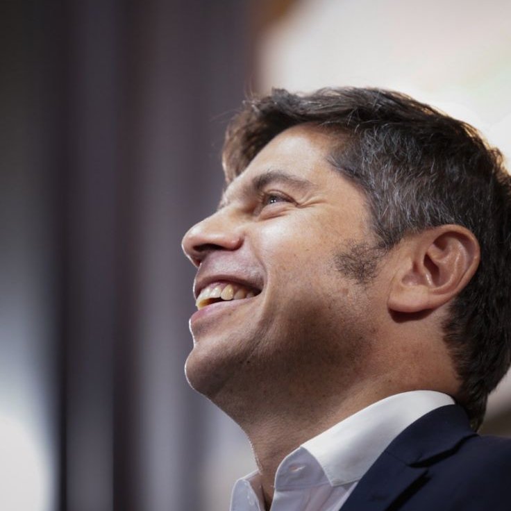 Ayer Javier Milei dio un discurso en donde GRITO, INSULTO y NO ANUNCIO NADA. Hoy Kicillof anuncio:

-Producción Publica de Medicamentos
-Ley para proteger a Trabajadores de Plataformas
-Acceso en toda la Provincia a la sala de 3 años en el ciclo inicial

La diferencia es ABISMAL