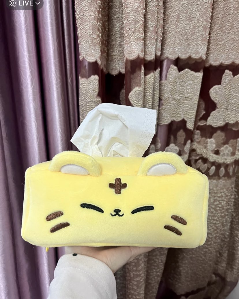 🐯🍒 tweet media