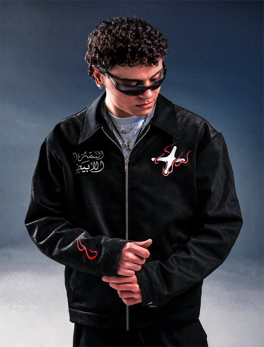 PLUS212 ® tweet media