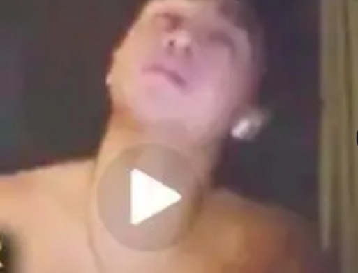 Stephen021222's tweet photo. @Iphone12998540 📛Watch Filipino Actor Aaron Villaflor, Ron Angeles, Nikko Natividad, and Gil Cuerva scandal video 

Ang mga video nina Ron Angeles, Nikko Natividad, at Aaron Villaflor umuugong.. https://t.co/JKiP3jSerY