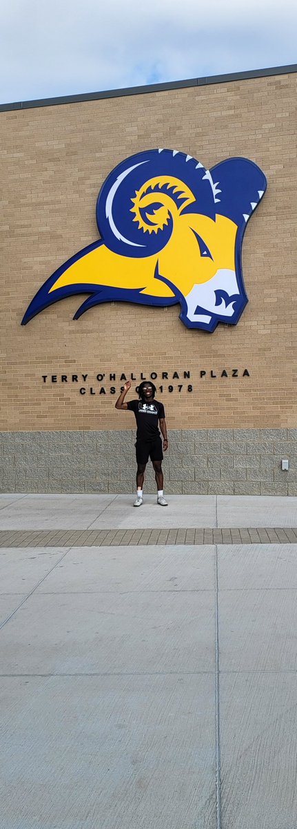 DeTravion Henson tweet media