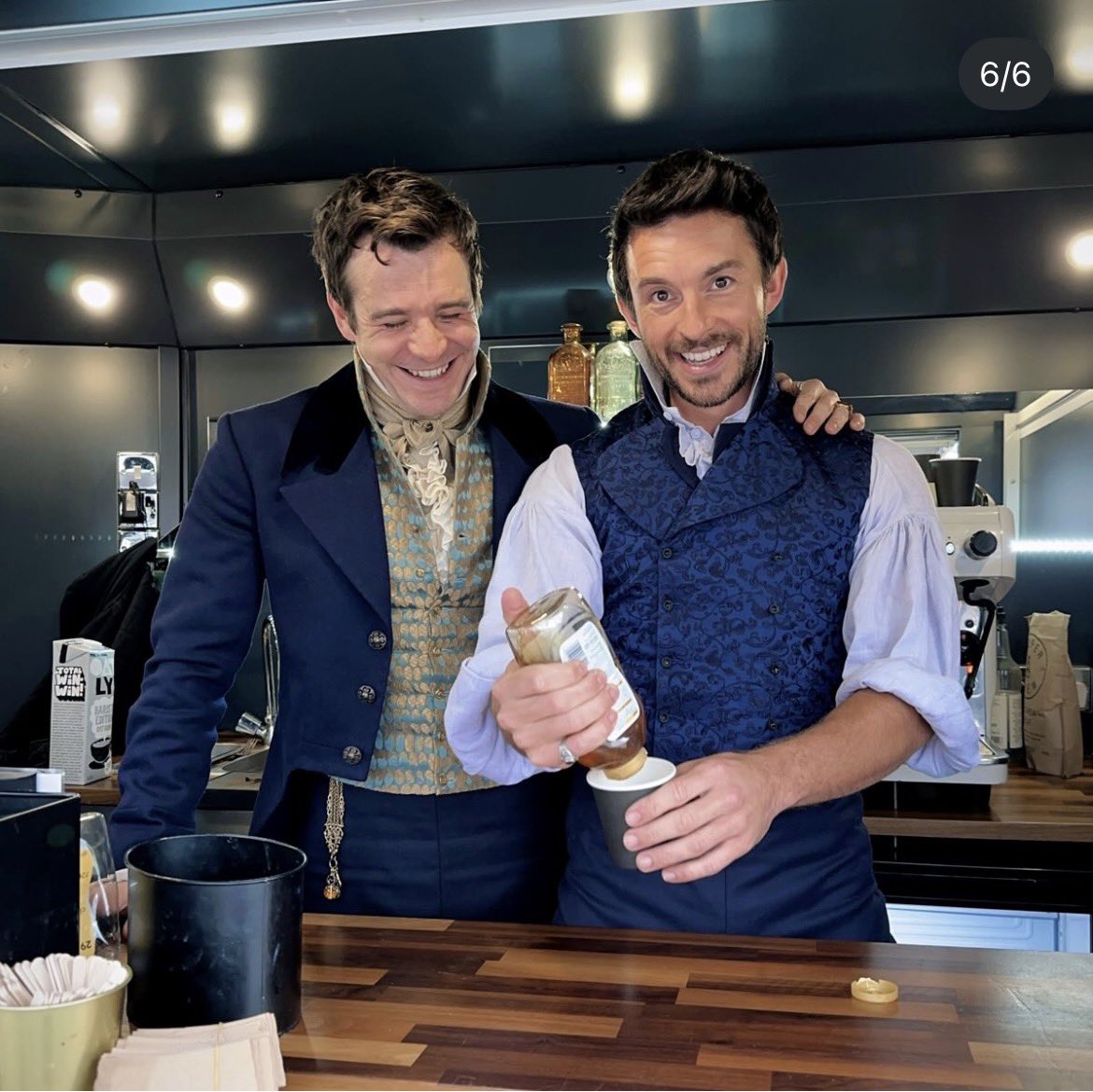 eu sou muito sensível com jonny e luke t juntos interagindo