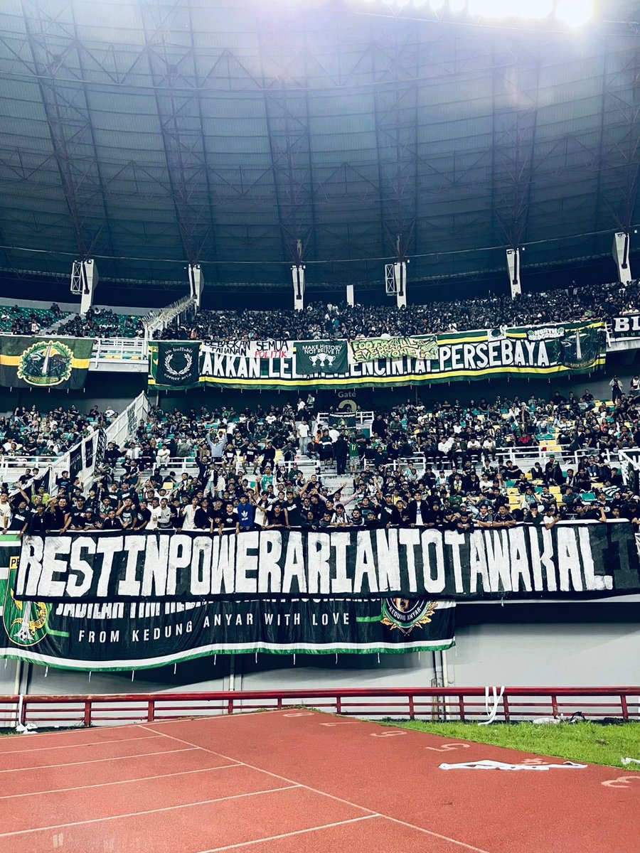 staryossi tweet media