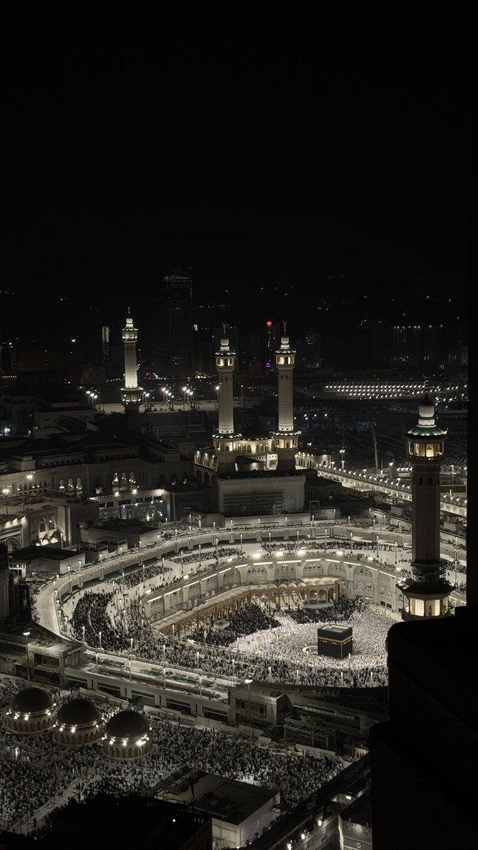 رَوان tweet media
