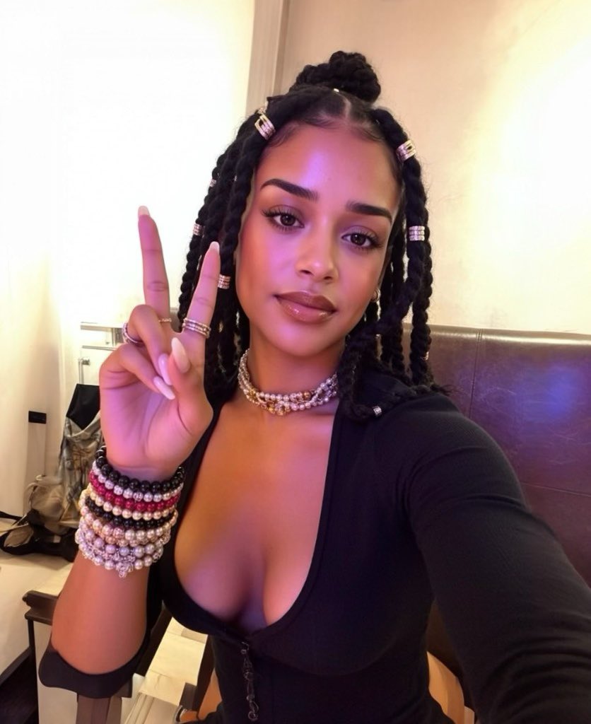 Ava Grey tweet media