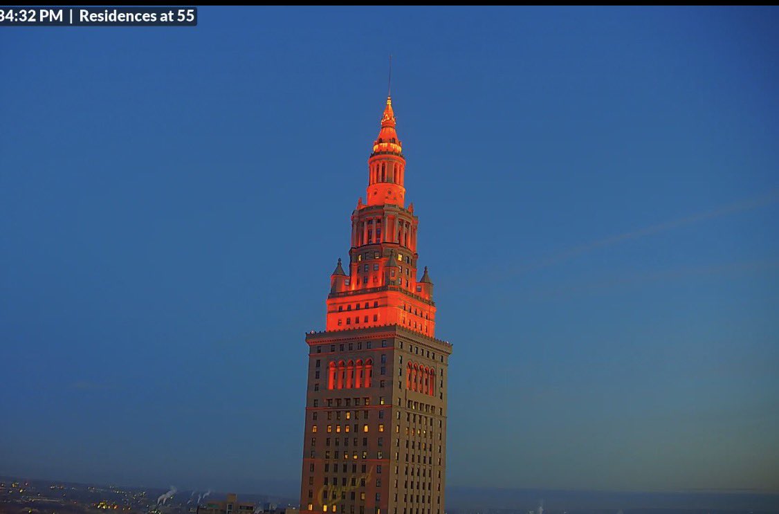 Terminal Tower CLE tweet media